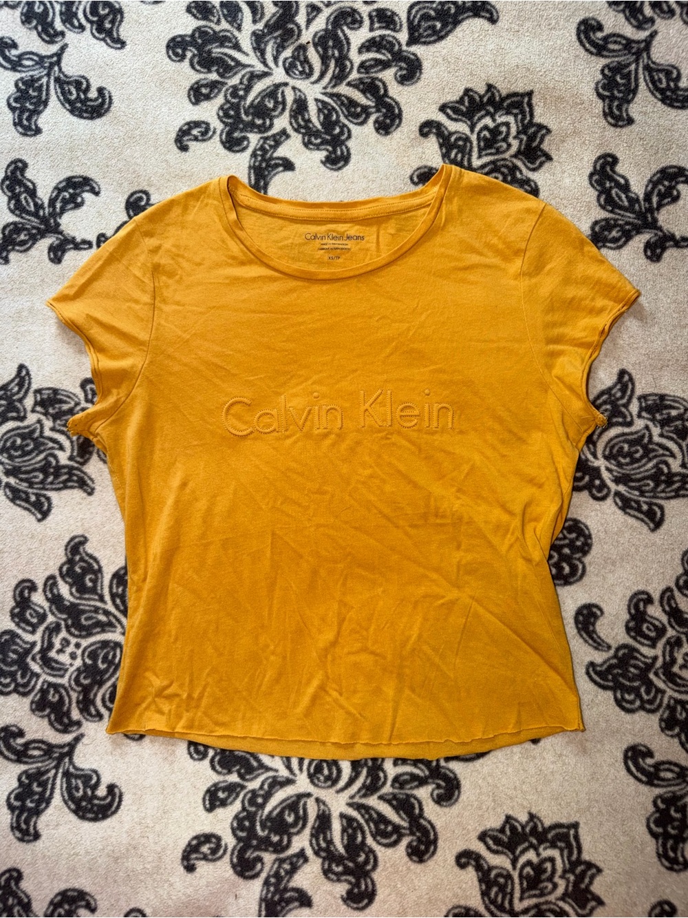 Calvin Klein Women’s Mustard Logo Crewneck Tee